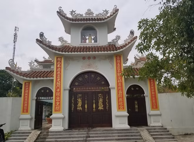 Chùa Trúc Vĩnh, nơi xảy ra vụ việc "nữ cán bộ dỏm" lừa đảo, trộm tiền.