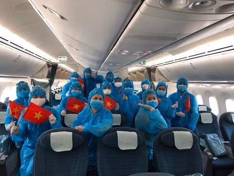 Chuyến bay này cũng đưa đội ngũ bác sỹ và y tá về lại Việt Nam sau khi hoàn thành nhiệm vụ đưa bệnh nhân số 91 về nước an toàn. Ảnh minh hoạ.