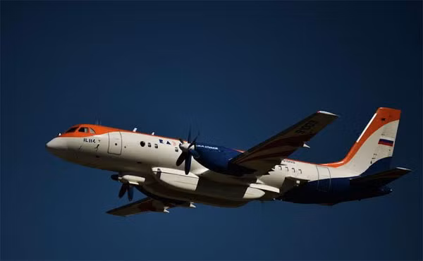Máy bay chở khách Ilyushin Il-114.