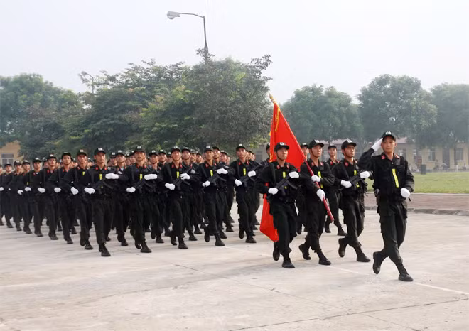 Lực lượng CAND ngày càng chính quy, tinh nhuệ, hiện đại.