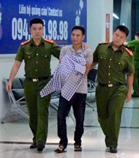 Nguyễn Thành Lân bị lực lượng Công an bắt giữ.