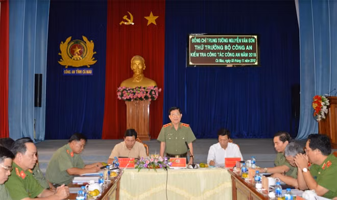 Thứ trưởng Nguyễn Văn Sơn, phát biểu chỉ đạo tại buổi làm việc. Thứ trưởng Nguyễn Văn Sơn, phát biểu chỉ đạo tại buổi làm việc.