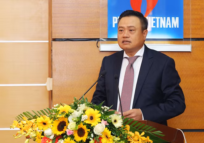 Chủ tịch HĐTV PVN Trần Sỹ Thanh phát biểu tại buổi lễ. Chủ tịch HĐTV PVN Trần Sỹ Thanh phát biểu tại buổi lễ.