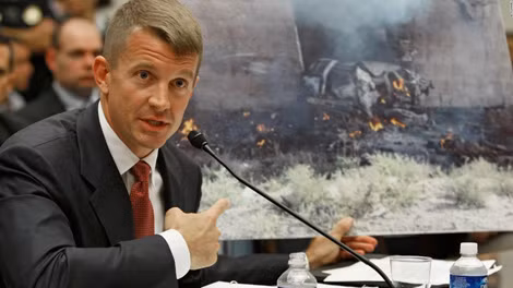 Erik Prince – người thành lập công ty an ninh tư nhân nhiều tai tiếng Blackwater. Erik Prince – người thành lập công ty an ninh tư nhân nhiều tai tiếng Blackwater.