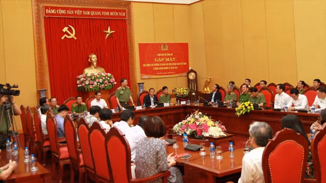 Toàn cảnh buổi tiếp.