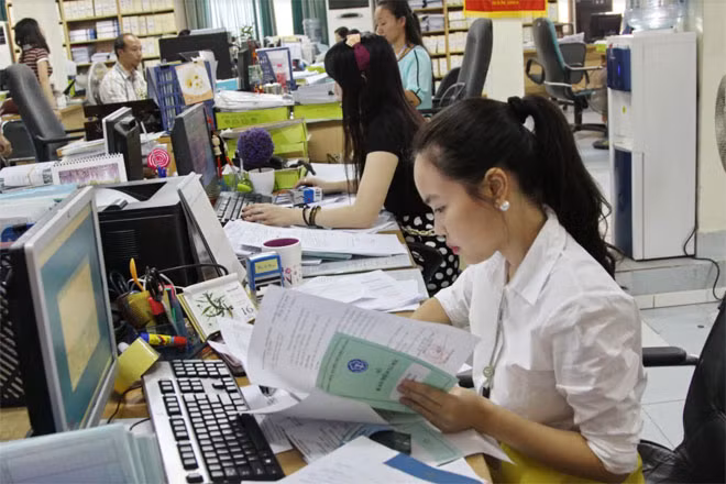 Bảo hiểm xã hội TP Hà Nội đẩy mạnh khai thác thêm các doanh nghiệp tham gia bảo hiểm xã hội, bảo hiểm y tế.