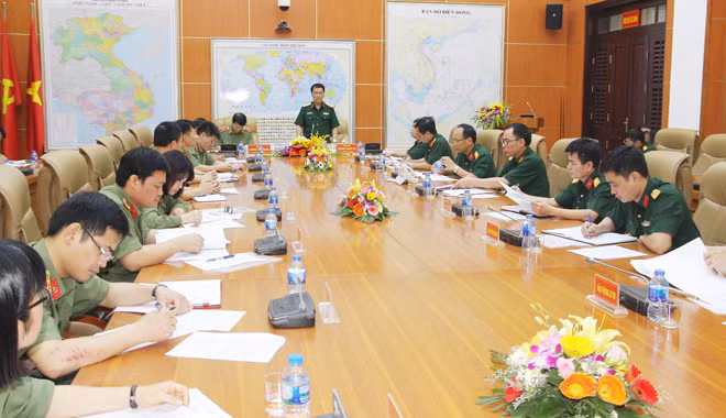 Các đại biểu dự hội nghị.