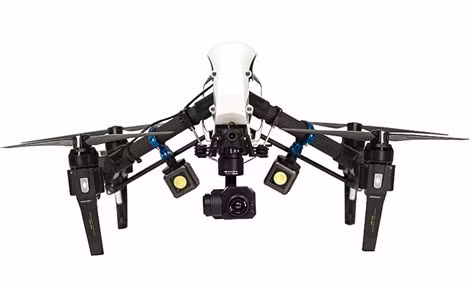 Thiết bị drone chụp hình ảnh nhiệt cho phép cảnh sát Singapore xác định chính xác nơi có tội phạm ẩn mình.