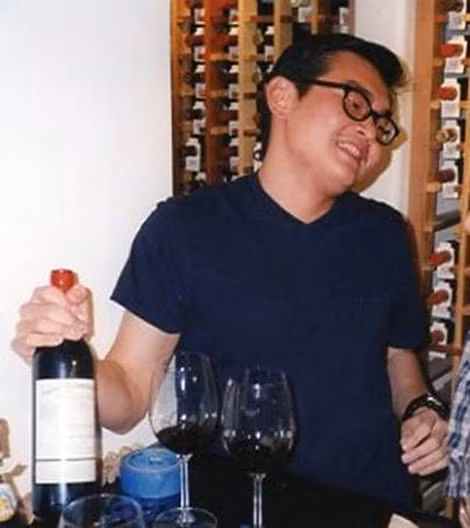 Rudy Kurniawan - người Indonesia gốc Hoa sản xuất rượu vang giả những nhãn hiệu nổi tiếng thế giới.