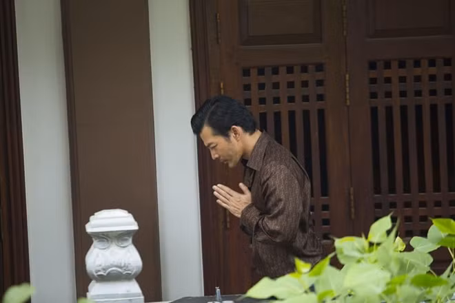 Nhân vật phức tạp đòi hỏi sự tập trung cao độ của diễn viên. Và Trần Bảo Sơn đã hoàn thành tốt vai diễn, với nhiều trường đoạn khó khăn trong điều kiện thời tiết khắc nghiệt.