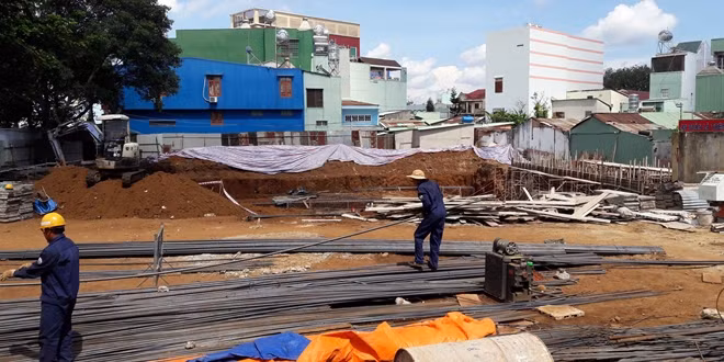 Công trình đang thi công gây tai nạn chết người.