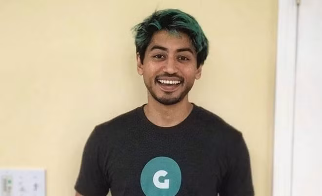 Fahim Saleh là một nhà đầu tư mạo hiểm, CEO của một hãng dịch vụ xe máy tại Nigeria. Ảnh CNN.