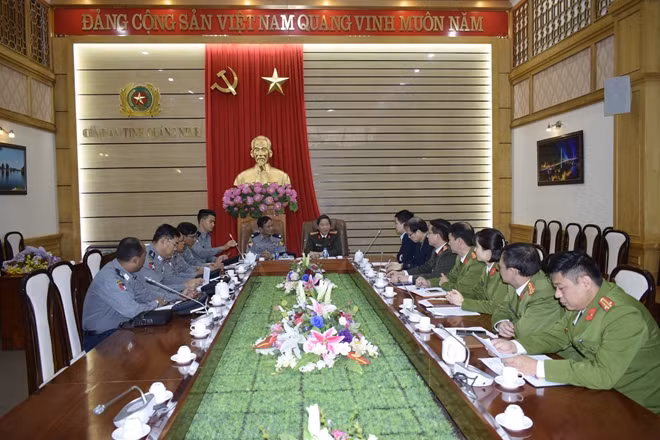 Công an tỉnh Quảng Ninh làm việc với Đoàn đại biểu Bộ Nội vụ Myanmar