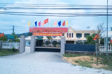 Trụ sở UBND xã Quế An, nơi xảy ra "sự cố" cấp phát gà "nhầm địa chỉ".
