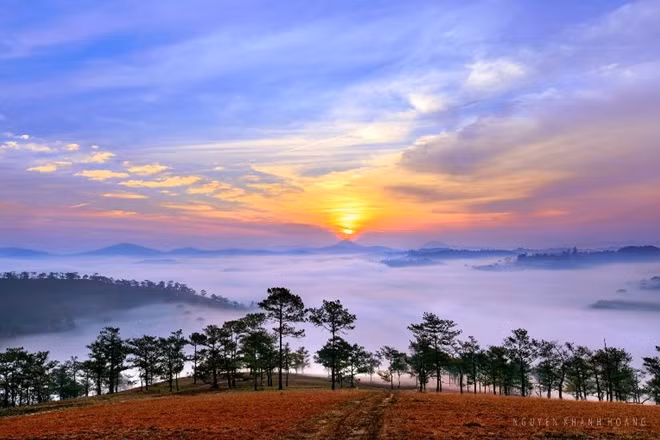 Sáng sớm mùa hè ở Đà Lạt. Ảnh: Nguyễn Khánh Hoàng
