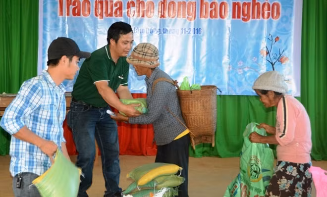 Mỗi suất quà trị giá 500.000 đồng