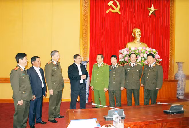 Bộ trưởng Tô Lâm, Trưởng Ban Tổ chức Trung ương Phạm Minh Chính cùng các đại biểu dự Hội nghị. Ảnh Việt Hưng.