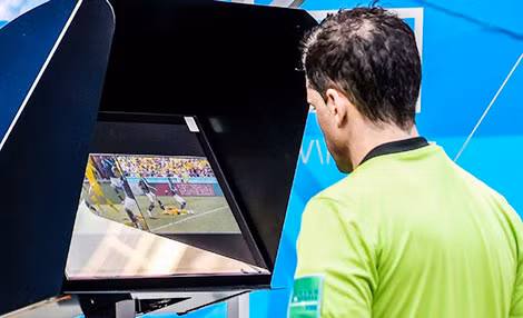 Phòng điều hành VAR tại World Cup 2018.