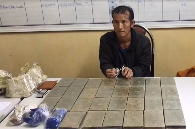 Đối tượng Pùa Láo Sáu.
