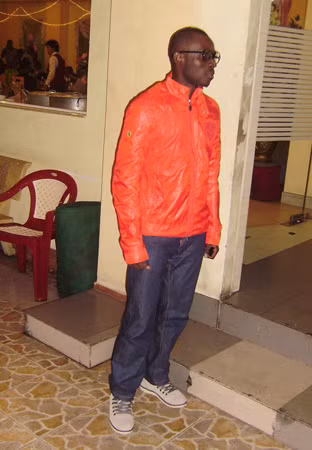 Nicholason Marcelon Smith (hay còn gọi Simon hoặc Tony).