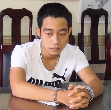 Đối tượng Trần Tân Vinh tại cơ quan Công an.