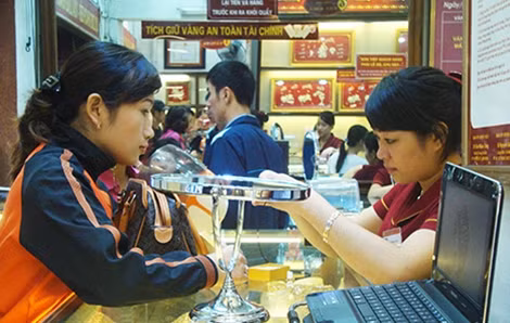 “Sóng” vàng càng lớn, cơ hội đầu tư kiếm lời càng cao.