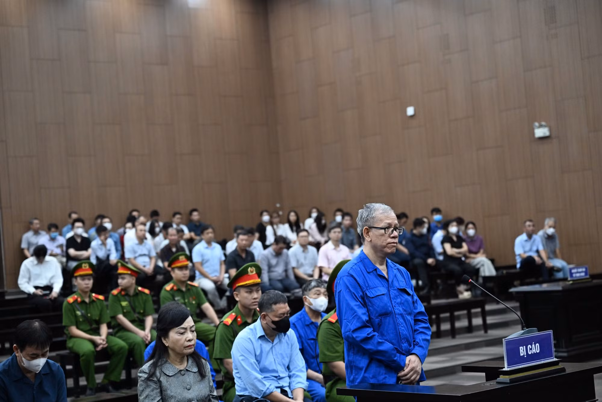 nguyen-huu-tuan.jpg