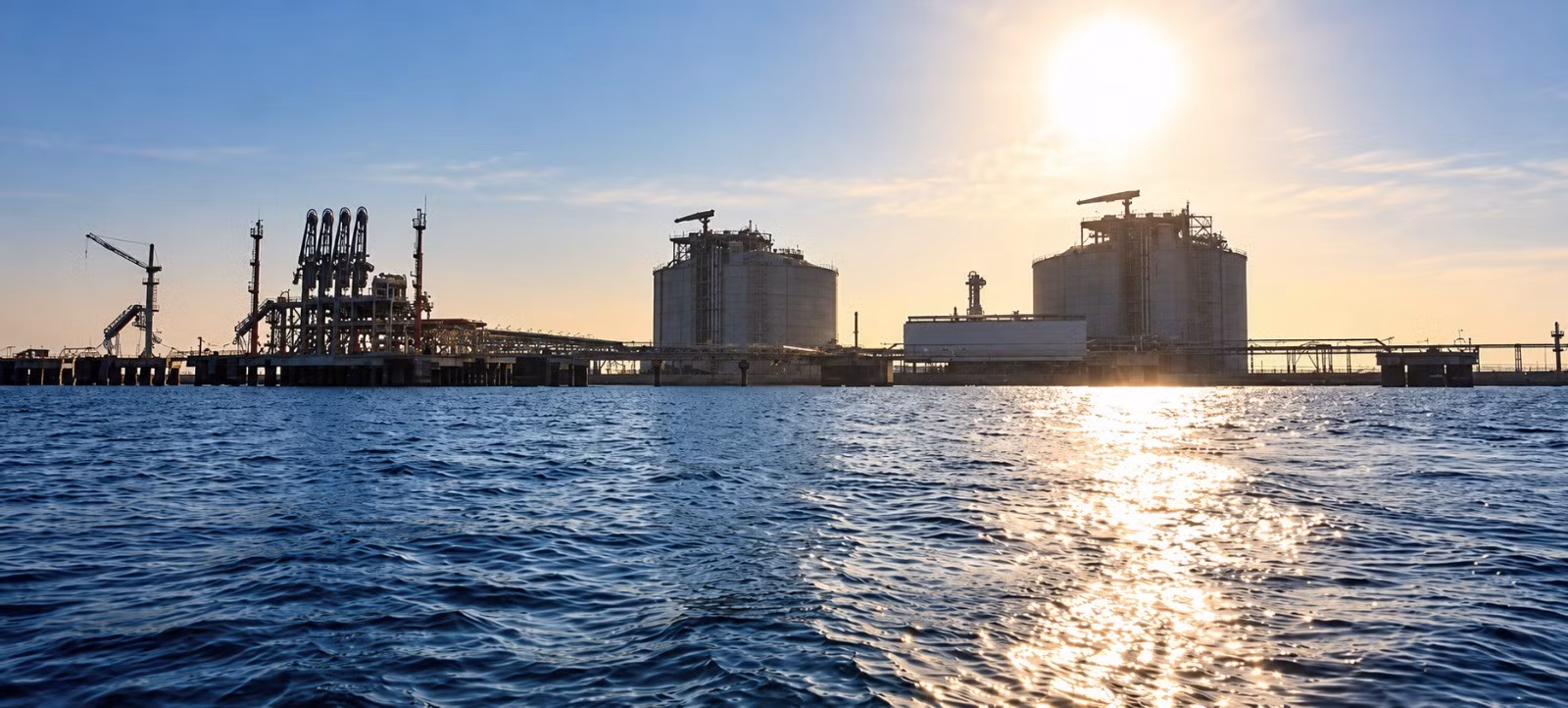 Dự án dầu khí tại Damietta, Ai Cập. Ảnh: Cyprus Mail