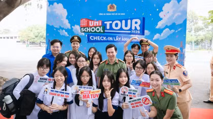 Xây dựng “kháng thể” phòng chống ma túy, an toàn giao thông 
