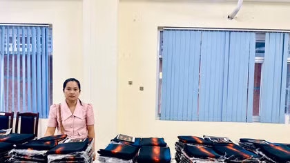 Khởi tố chủ thương hiệu “Vải áo dài Đất Lành” dùng AI sao chép thiết kế 