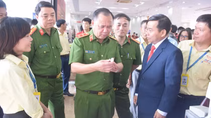 Trường Cao đẳng Kỹ nghệ II mở rộng mô hình đào tạo gắn với thực tế