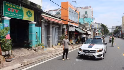 Khởi tố, bắt tạm giam tài xế ô tô gây tai nạn rồi bỏ trốn