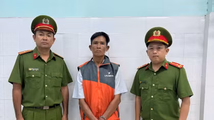 Bắt giữ đối tượng có nhiều tiền án, chuyên cướp giật vé số