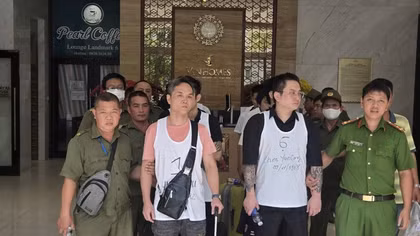 Phát hiện người nước ngoài vi phạm cư trú và hoạt động “lừa đảo công nghệ cao”
