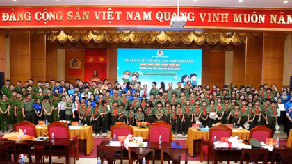 Công an TP Hồ Chí Minh sơ kết 1 tháng đồng hành Trường Văn hóa CAND V