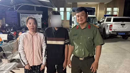 Công an phường kịp thời cứu hộ thiếu niên kẹt tại cống nước
