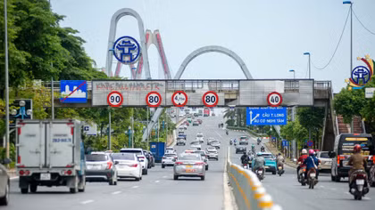 Chủ động rà soát hạ tầng, xử lý nghiêm vi phạm trên các cây cầu của Thủ đô