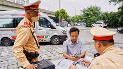 Ngày đầu tổng kiểm soát giao thông ở Hà Nội: 267 xe khách, xe tải bị xử phạt