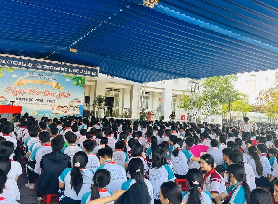 truong-thcs-tan-phong.jpg
