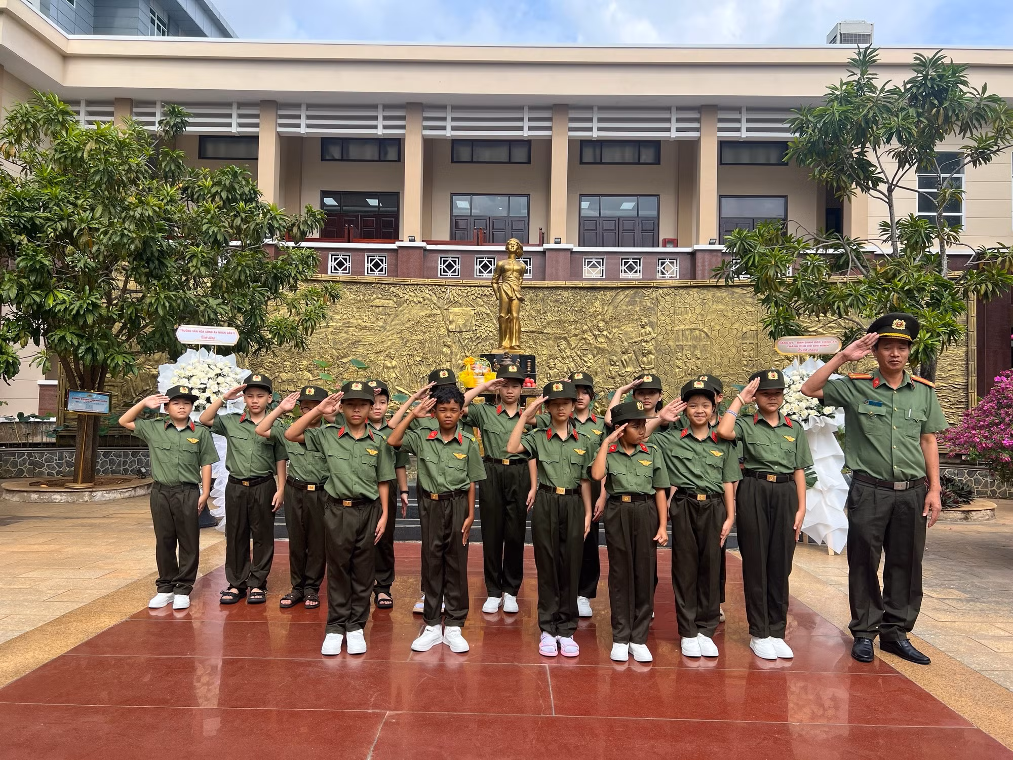 khai-giang-12.jpg