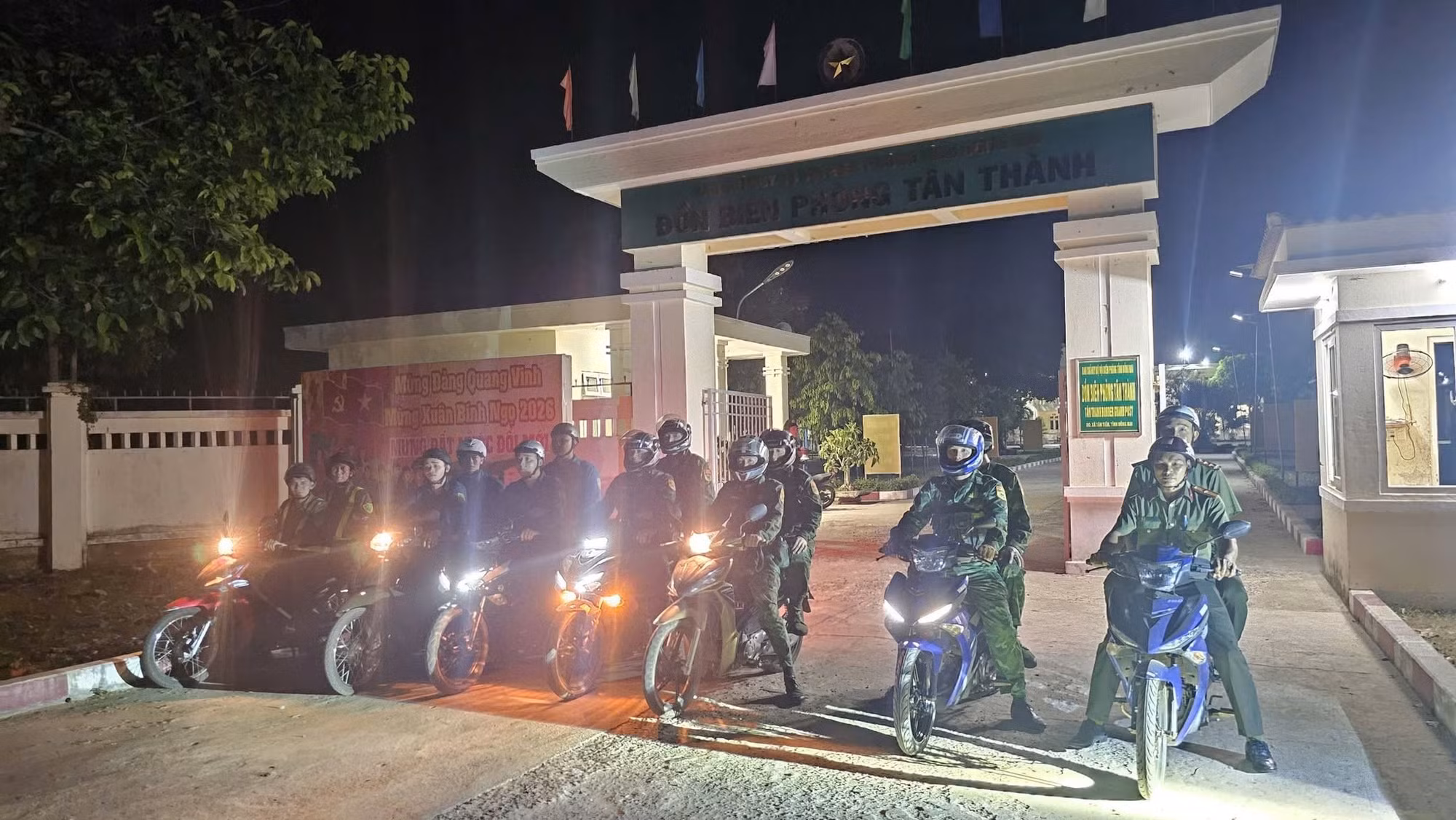 cong-an-xa-tan-tien-12.jpg