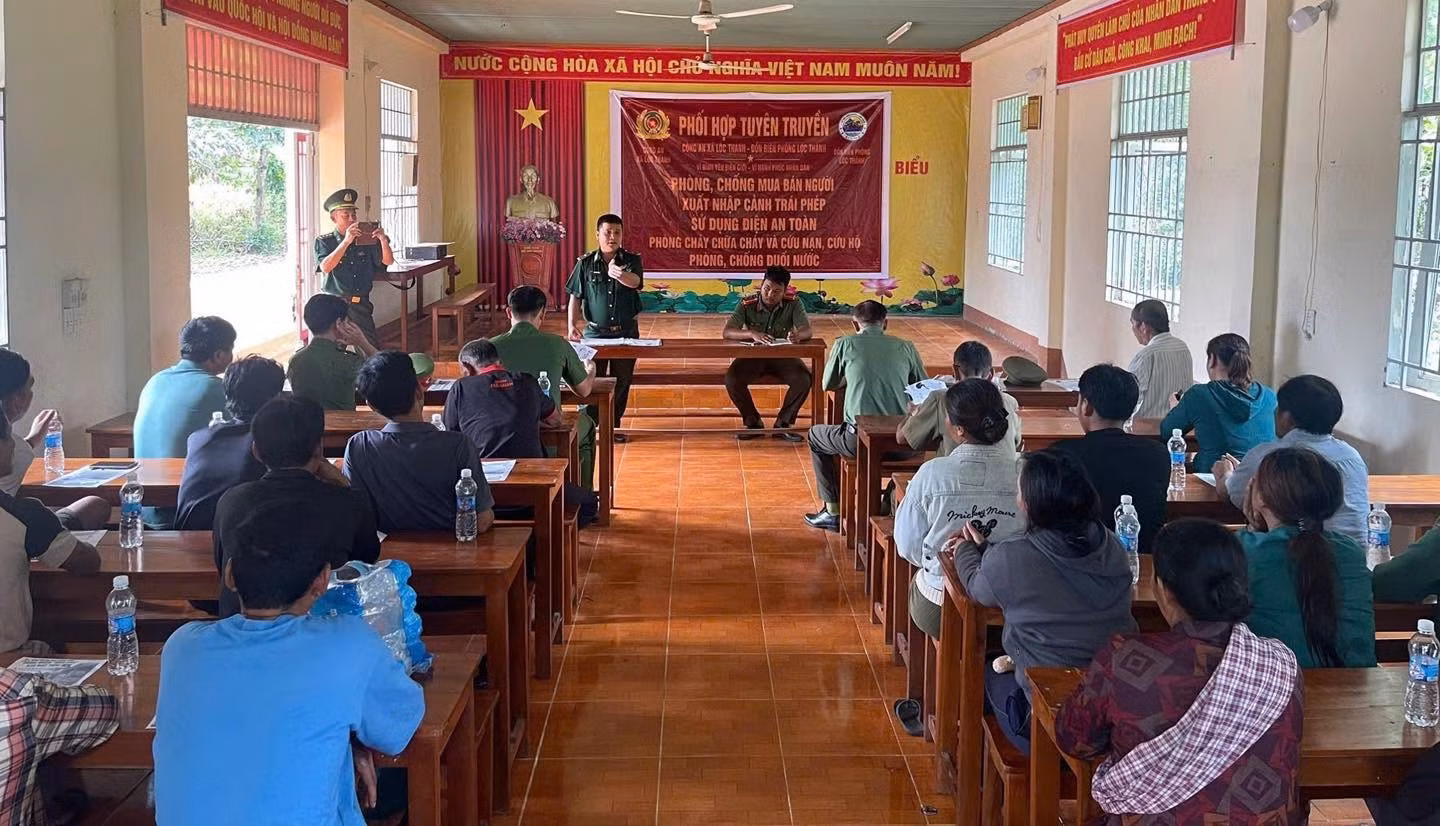 cong-an-xa-loc-thanh-tuyen-tuyen.jpg