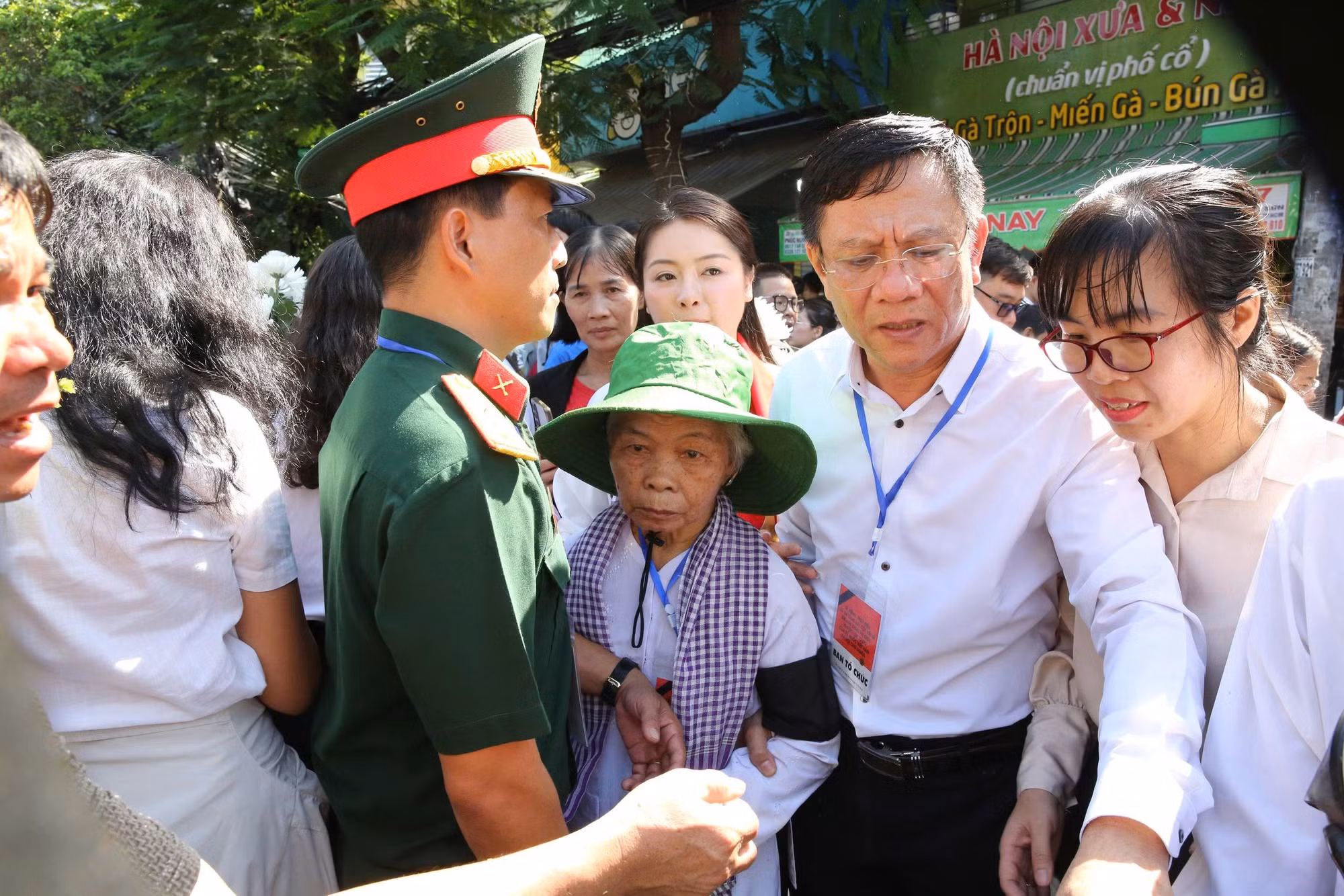 ba-le-vo-liet-si-huynh-van-quen.jpg