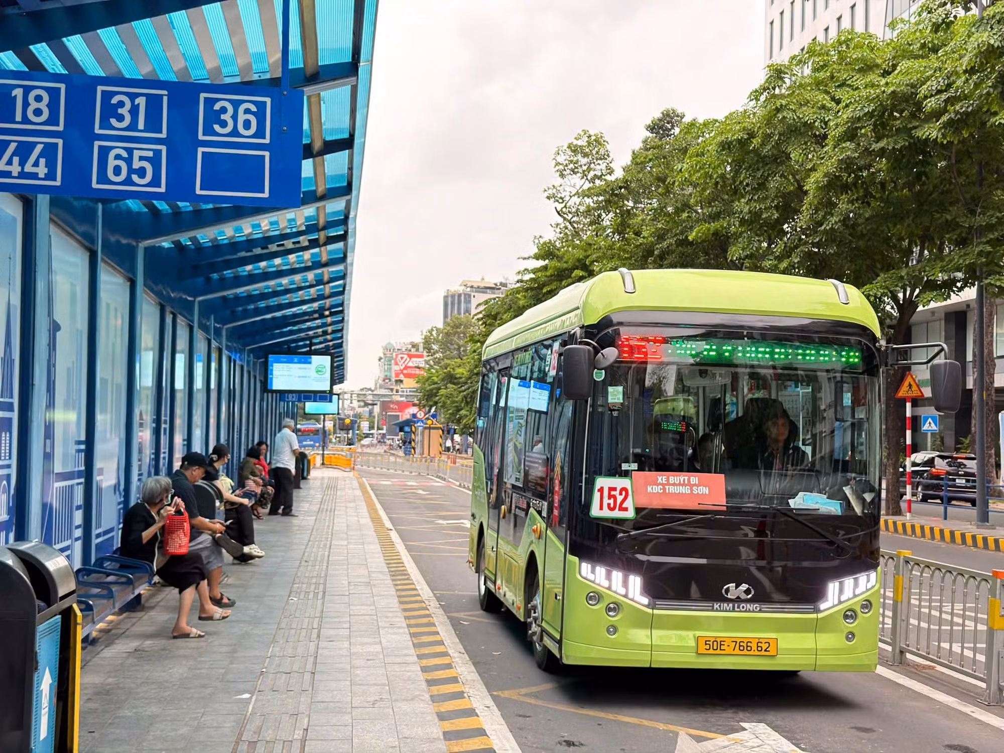 xe-bus-2.jpg