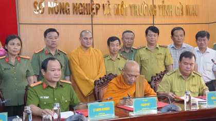Chung tay bảo vệ nguồn lợi thủy sản, đa dạng sinh học ở Cà Mau 