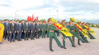 Trang nghiêm Lễ truy điệu, an táng 25 hài cốt liệt sĩ tại Khánh Hòa