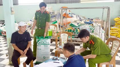 Đối tượng sản xuất phân bón giả quy mô lớn tại Cà Mau bị bắt