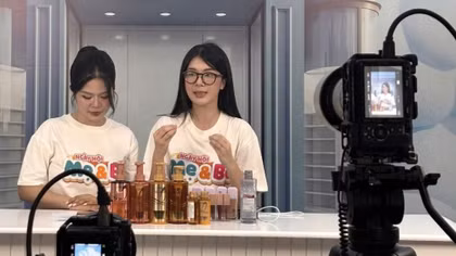 Thương mại điện tử thúc đẩy tăng trưởng hai con số