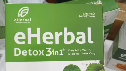 Tiêu hủy gần 76.000 hộp bột rau vi phạm