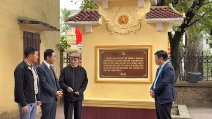 Thượng tá, nhà văn Trần Khánh Toàn: Viết để không ai bị lãng quên!